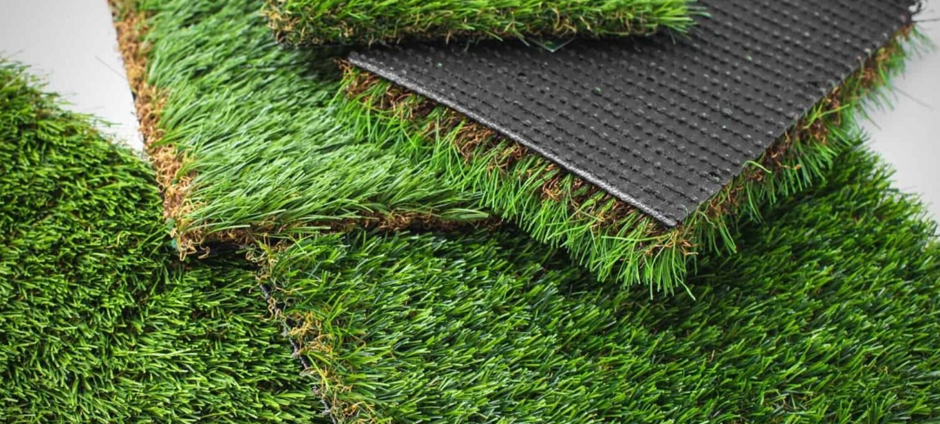 Eco-friendly artificial grass samples in Santa Cruz, CA